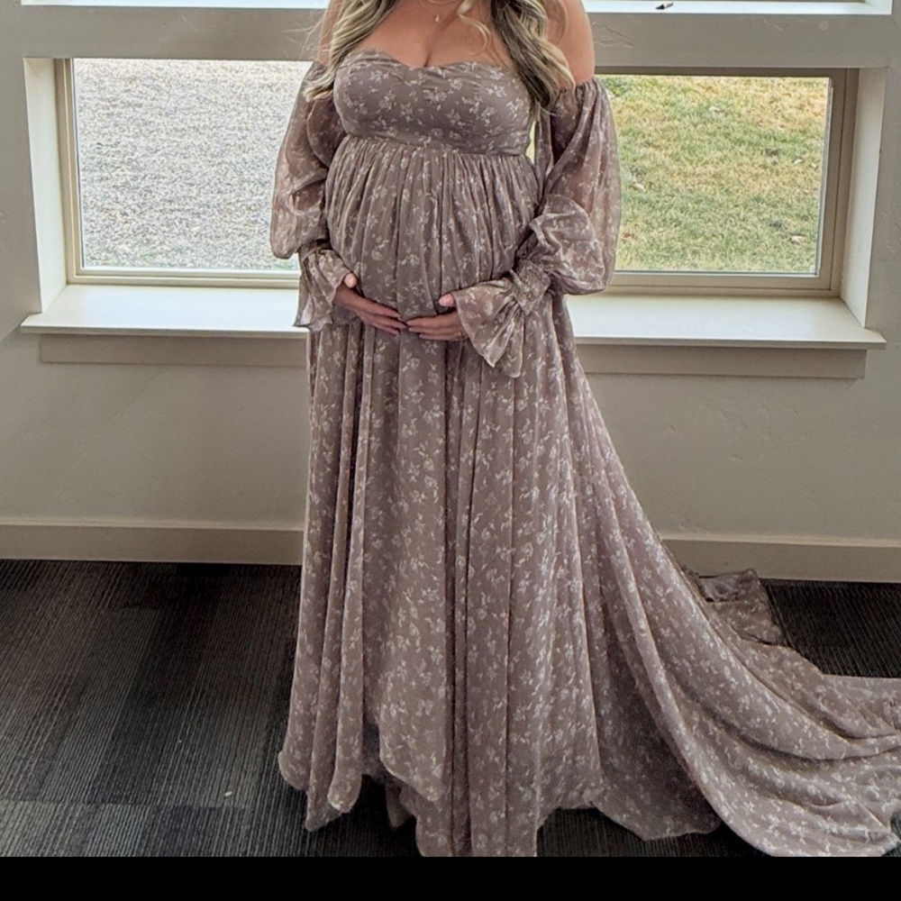 Elegant Floral Maxi Dress